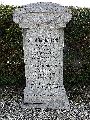 R2375 Alfred Christian Bock's gravsten på Horne kirkegård