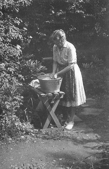 R175 Ida Margrethe Jensen, sommerhuset ved Lyndby